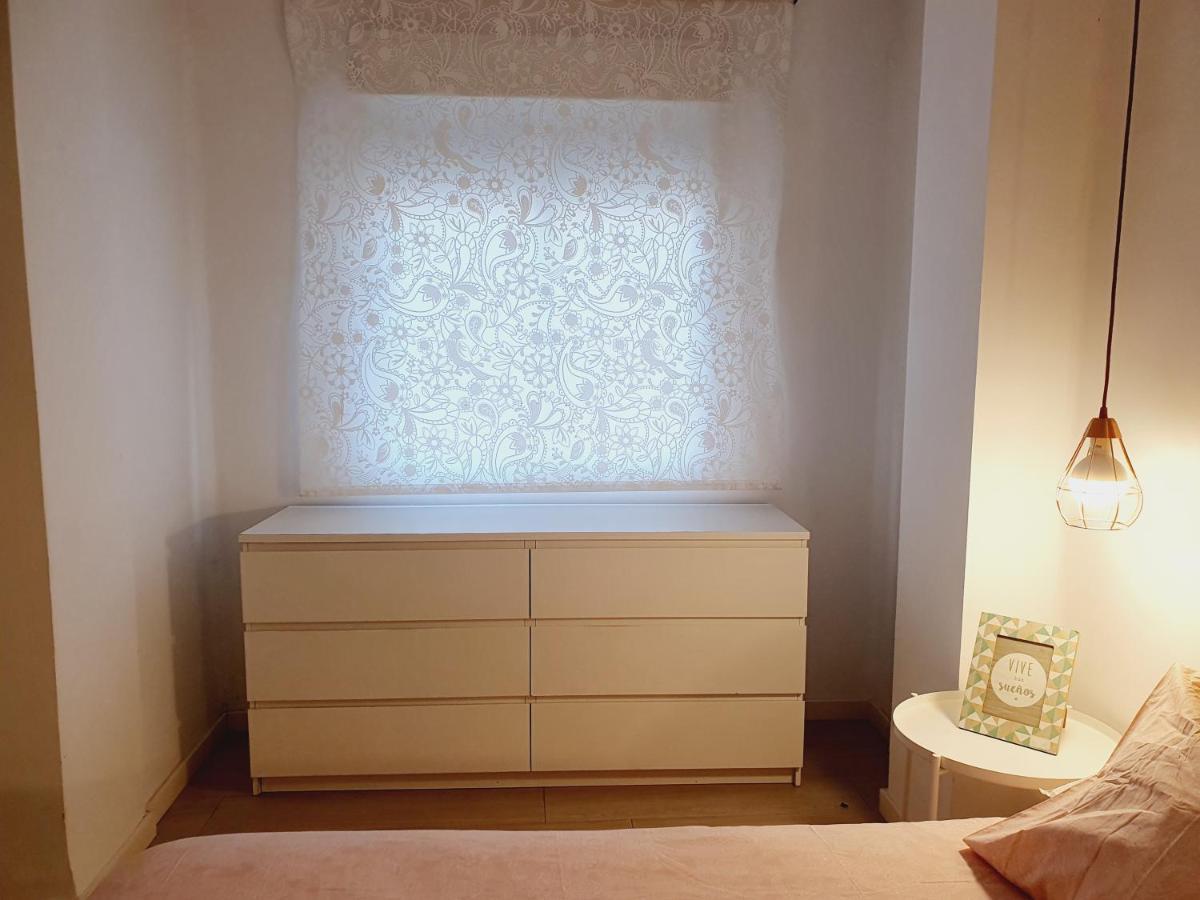 En Corts Flat Apartment บาเลนเซีย ภายนอก รูปภาพ